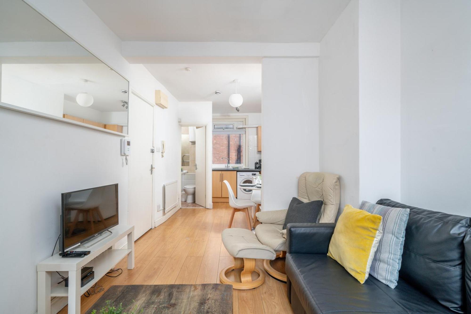 Carnaby & Oxford Street - Central Soho - One Bedroom - Double Bed & Sofabed Лондон Екстер'єр фото